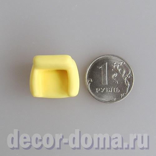 Кресло микро, 2 см, цвет жёлтый