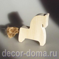 Лошадка с верёвочным хвостом, 6,5 см Лошадка с верёвочным хвостом, 6,5 см