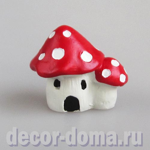 Домик-гриб, фигурка миниатюрная, 3,3 см, полистоун Домик-гриб, фигурка миниатюрная, 3,3 см, полистоун