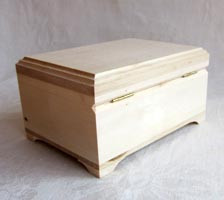 Шкатулка прямоугольная, липа, массив, с фаской по крышке, 16х12 см