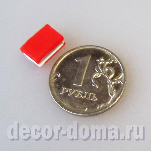 Книга микро, 1 см Книга микро, 1 см