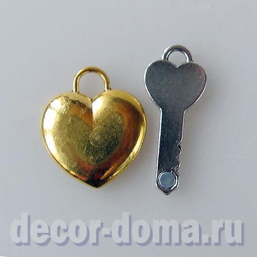 Замочек-сердечко с магнитным ключиком, набор подвесок, 3,5 см