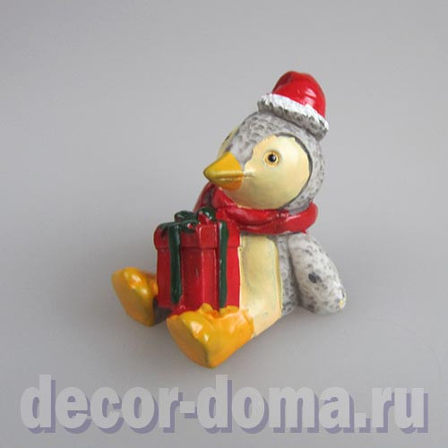 Пингвин с подарком, фигурка новогодняя миниатюрная, 3,5 см