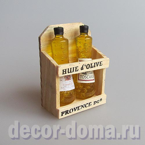Бутылки масла мини, 2 шт. на полочке Бутылки масла мини, 2 шт. на полочке