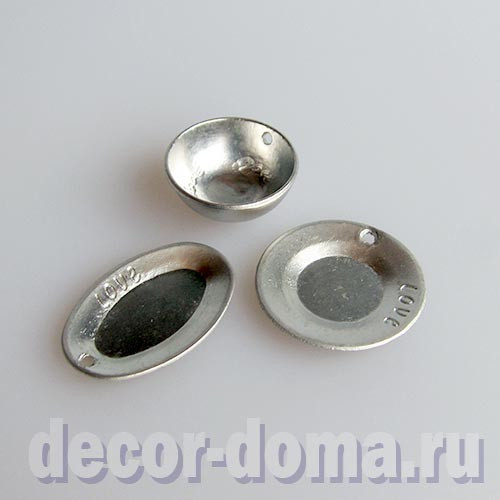 Блюда и миска мини, 3 предмета, металл, 2,5-3,5 см Блюда и миска мини, 3 предмета, металл, 2,5-3,5 см